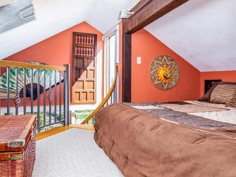 6 Crowninshield Rd — Photo 21