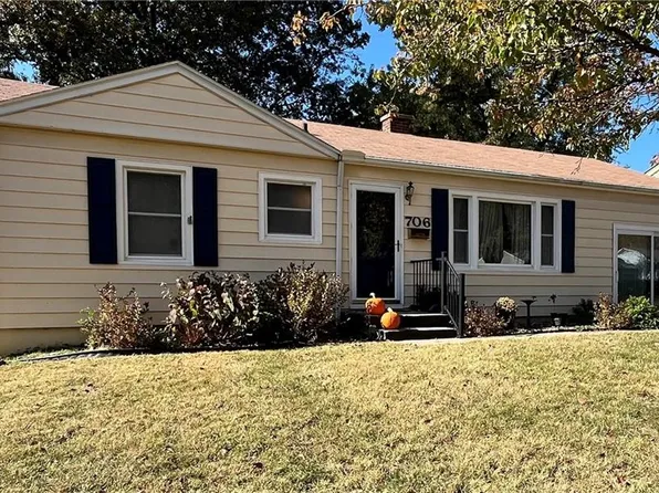706 N Rogers St, Independence, MO 64050