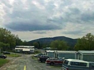 31 Clover Dr, Roanoke, VA 24019