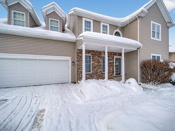 3rd image of 6196 Inverness Ter