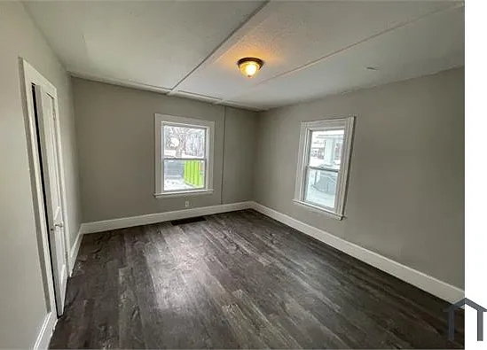 1322 Brownell Ave — Photo 16