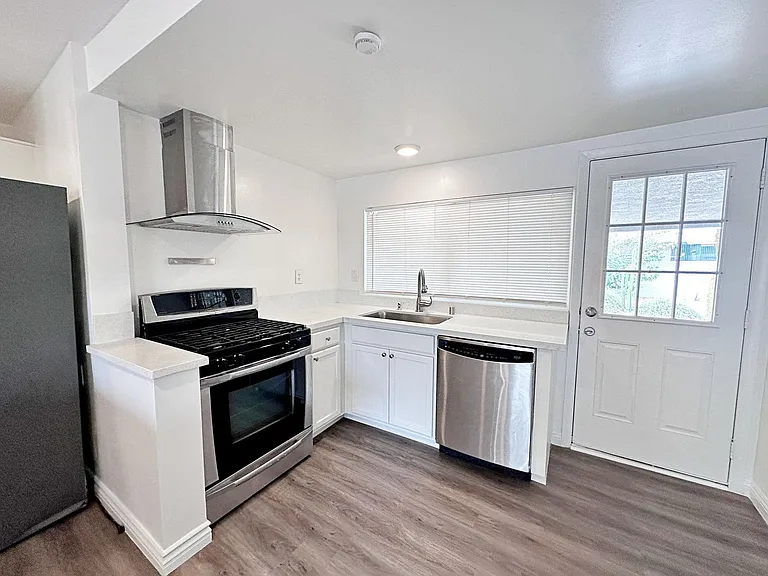 812 Bracken Ave — Photo 11