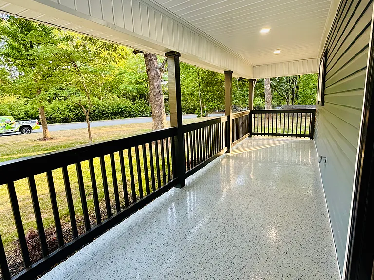 3603 Flint St — Photo 3