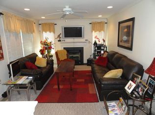 36 Sand Springs Dr, Drums, PA 18222