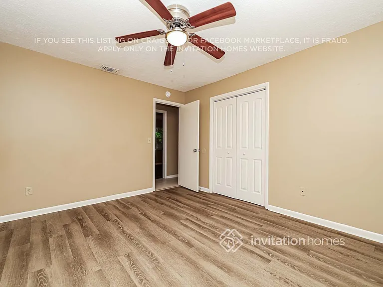 4402 Presidential St — Photo 13