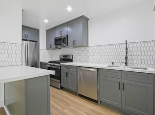 10310 Regent, Los Angeles, CA 90034