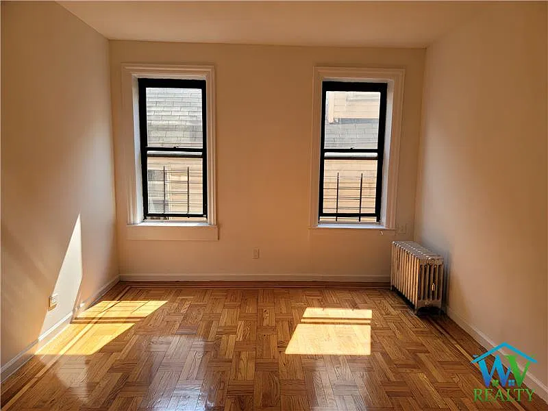 3165 Decatur Ave #E11