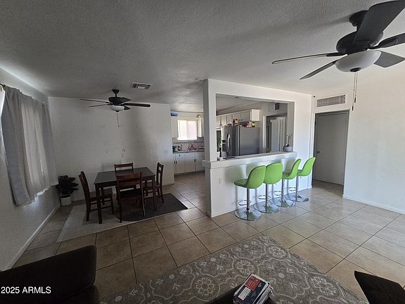 4th image of 3845 N 15TH Avenue