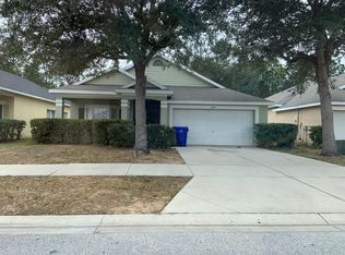 1204 Longville Cir, Tavares, FL 32778