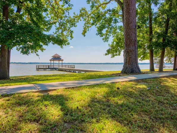 Lakeshore Villas, 19800 Atascocita Shores Dr #1033, Humble, TX 77346