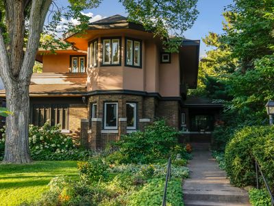 1635 26th St W, Minneapolis, MN, 55405