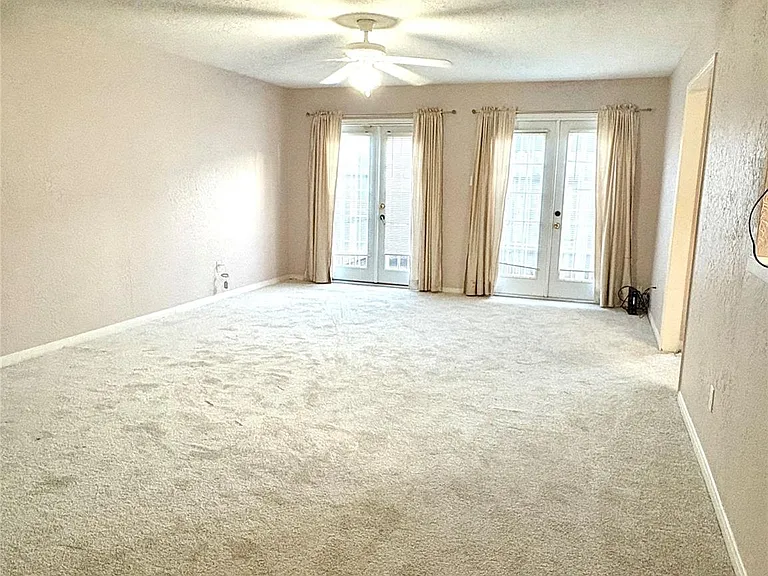 14213 Lost Meadow Ln — Photo 14