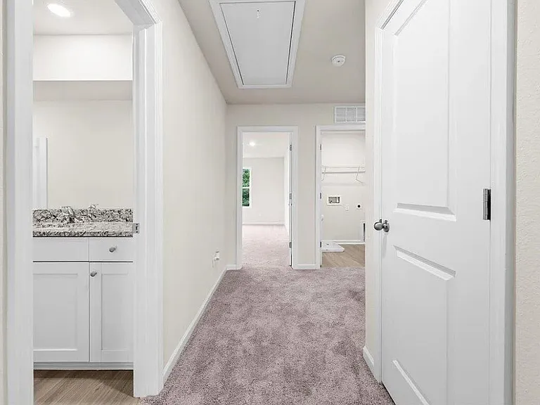 2142 Willow Glen Dr — Photo 37