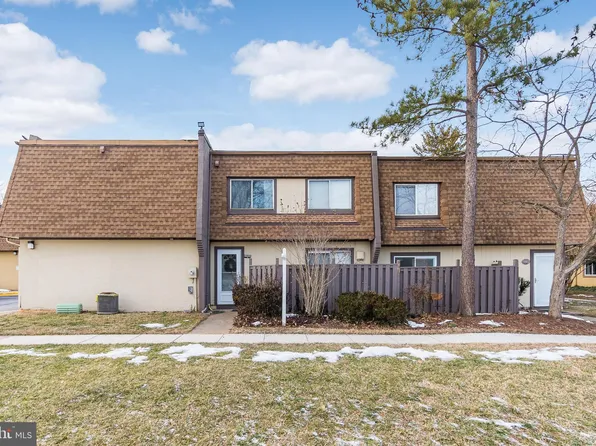 3800 Burlingame Pl #37C, Alexandria, VA 22309