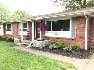 2309 S Barcliff Ave, Springfield, MO 65804