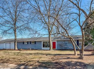17 Crabapple Ct, Saint Louis, MO