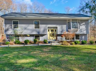 3 Bilberry Rd, Bridgewater, CT 06752