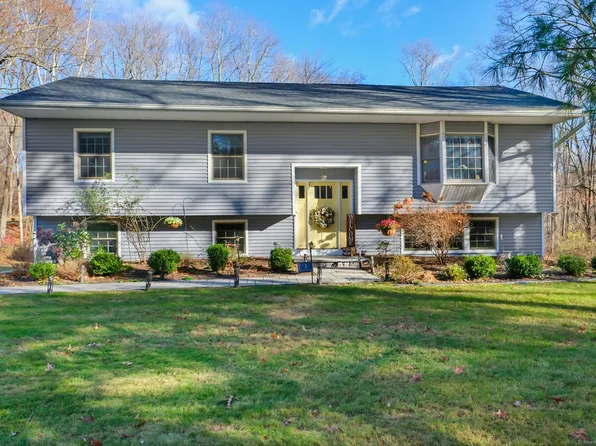 3 Bilberry Road, Bridgewater, CT 06752