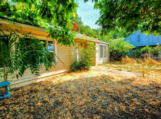 1739 NE Malheur Ave, Roseburg, OR