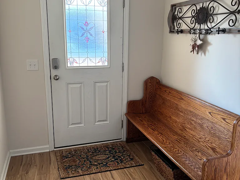 479 Poppleton Dr — Photo 3