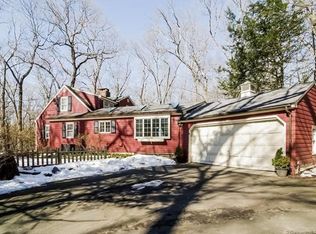 51 Orchard Rd, Woodbridge, CT 06525