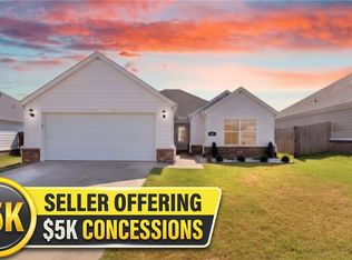 3761 Rockdale St, Springdale, AR 72764