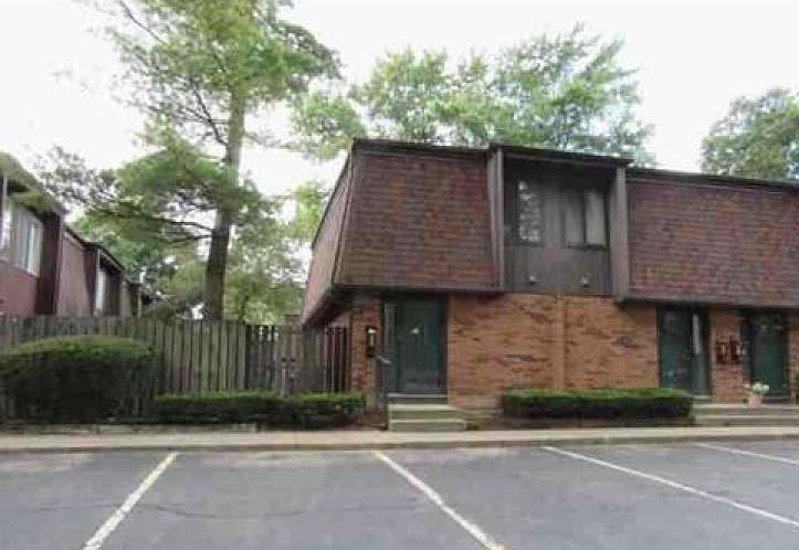 2nd image of 449 Shell Ct E