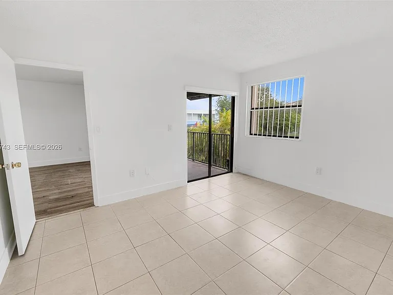 210 W Park Dr #2052 — Photo 22