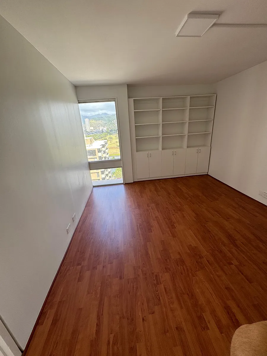Building Photo - 431 Nahua St #1201