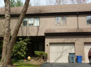 4 Lynn Ct, Morristown, NJ 07960