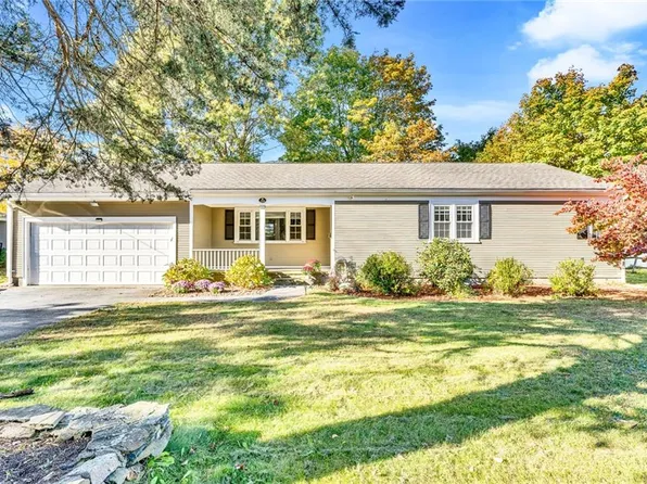 210 New Meadow Rd, Barrington, RI 02806