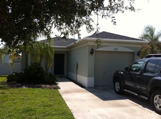 2348 28th Ave E, Palmetto, FL 34221