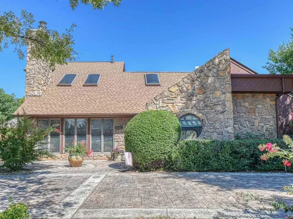 200 Saint James Pl, Chickasha, OK 73018