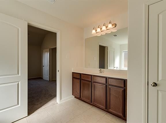 5th image of 13317 Tower Ln