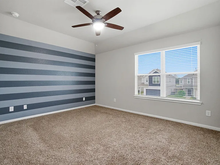 22210 Great Royal Ln — Photo 16