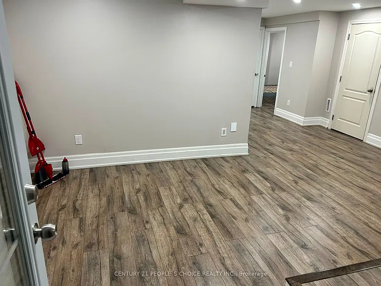 6929 Gooderham Estate Blvd #BASEMENT — Photo 8