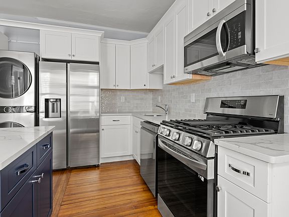 5th image of 269 Humphrey St #4L