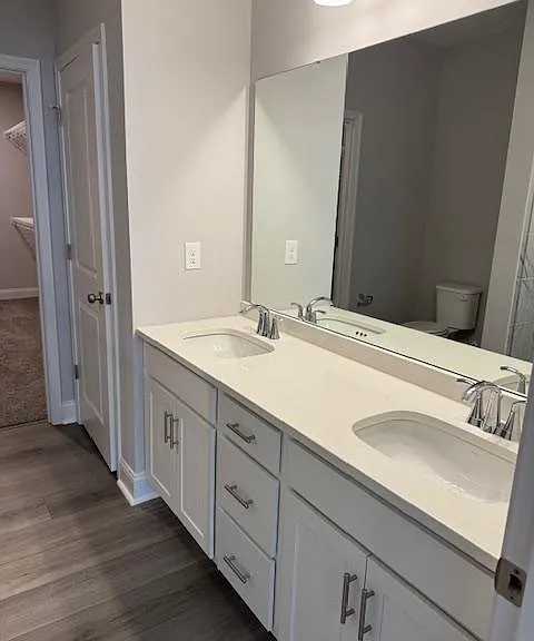 Mustang Cir — Photo 10