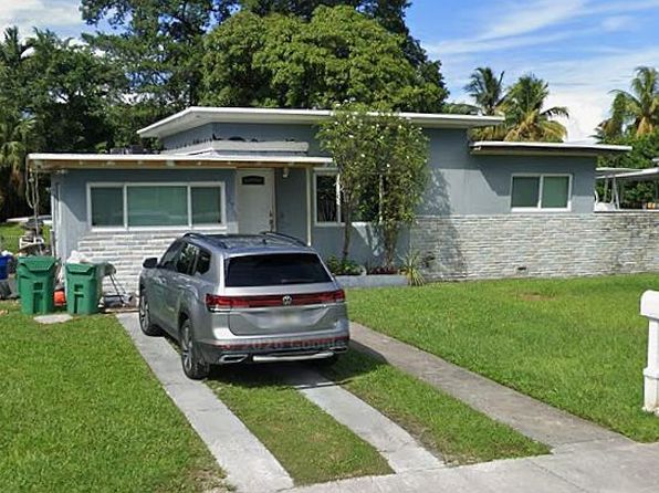 271 NW 147th St