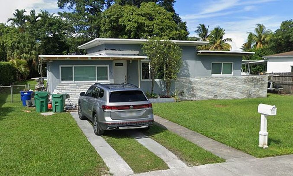 271 NW 147th St - Property Image
