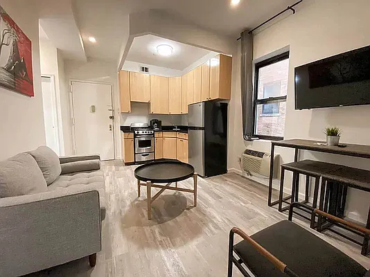 Rented by Corcoran | media 1