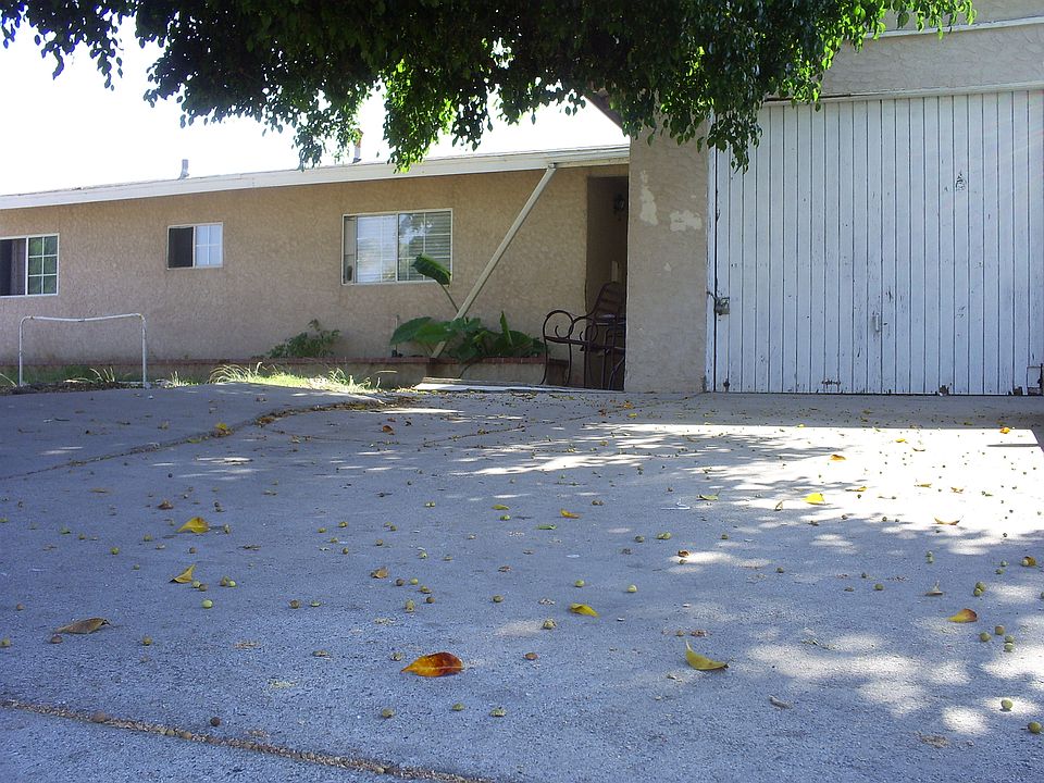 1st image of 10312 D Este Dr