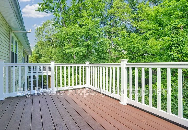 1732 Rosewood Ct — Photo 26