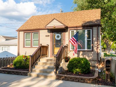 5501 N Nashville Ave, Chicago, IL, 60656