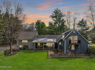 7 Meadowdale Rd, Altamont, NY 12009