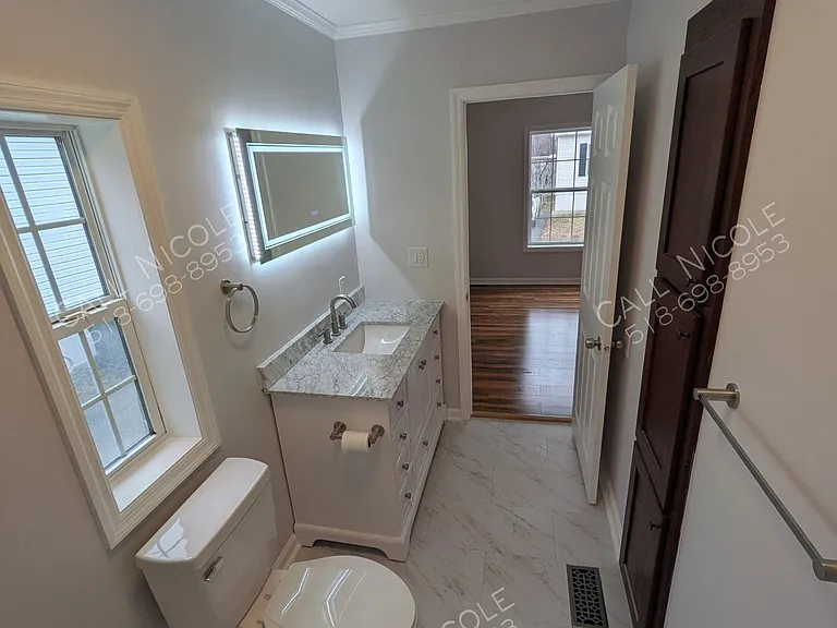 1942 Central Ave #15 — Photo 9