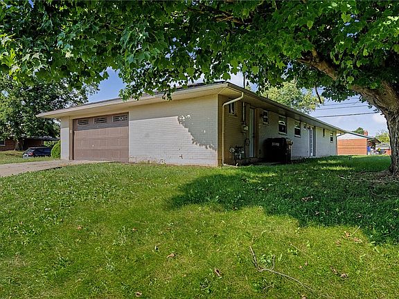 5th image of 529 N Eppington Dr