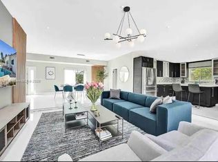 3117 Hollywood Blvd, Hollywood, FL 33021
