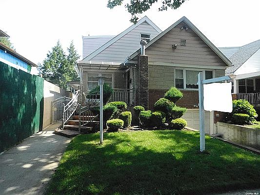 1st image of 6515 Dieterle Cres