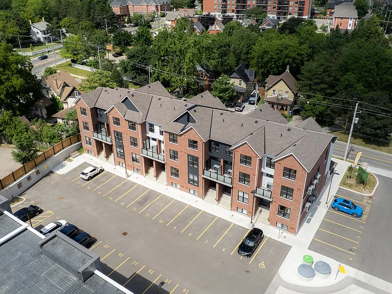 31 Mill St #12 — Photo 36